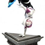 FIGURA GALLERY MARVEL SPIDER-MAN SPIDER-GWEN DIORAMA