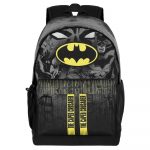 Mochila Plus Caped Batman DC Comics 43cm adaptable